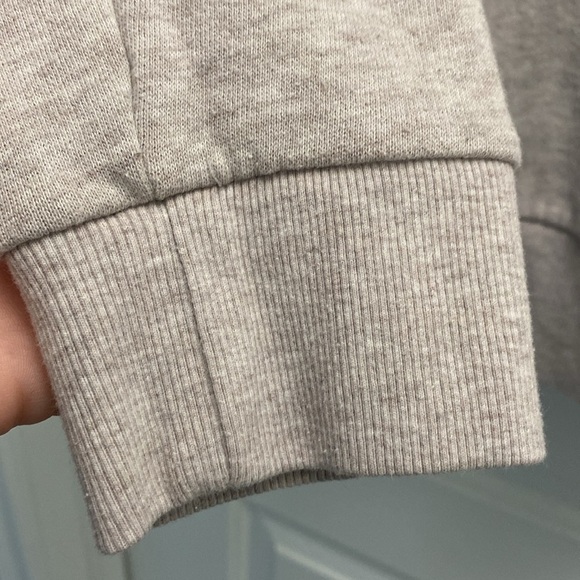 Victoria's Secret Pullover Long Sleeve Hooded Sweatshirt Size Medium - Picture 6 of 9